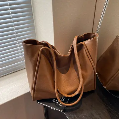 Women Retro Tote Bag Brown Leather Large Capacity Office Commuter