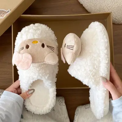 Winter New Style Kitten Wool Slippers Women 2025