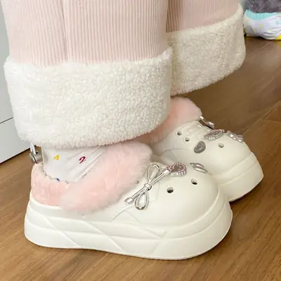 Women's Pink Faux Fur Winter Slippers with Cat Design