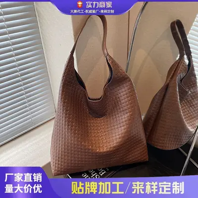 Retro Brown Leather Shoulder Bag for Women 2025
