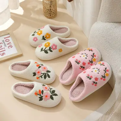 Cross-Border Home Cute Three-Color Flower Winter Cotton Slippers for Women's Home Wholesale Warm Indoor Slippers Temu Dropshipping
