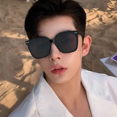 Women Anti-UV Sunglasses Round Face Cool Trendy