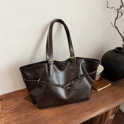 Retro Women's Large Shoulder Bag Brown Leather 2025