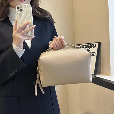 Large Capacity Pu Cosmetic Bag for Women