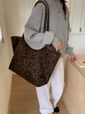 Leopard Print Large Capacity Women's Tote Bag