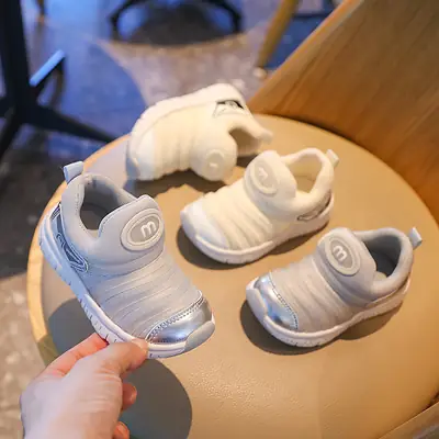 Spring and Autumn New Style Caterpillar Sports Shoes for Boys and Girls, Lightweight and Breathable Baby Toddler Shoes, Non-Slip Soft Sole Baby Shoes