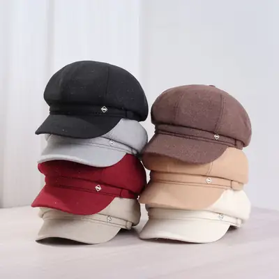 2025 Shiny British Duckbill Cap Women Large Beige
