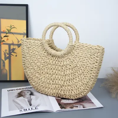 Retro Crossbody Straw Bag Women's Handheld Beach Bag