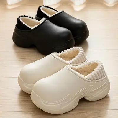 Women Black Slip-On Slippers Warm Thick Sole Autumn Winter