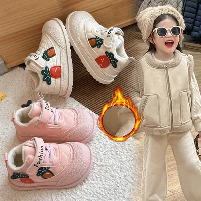 Baby Autumn and Winter Velvet Shoes 1-3-4 Years Old Baby Soft-Soled Toddler Shoes 2 Boys' Leather-Covered Cotton Shoes Girls One and a Half Years Old