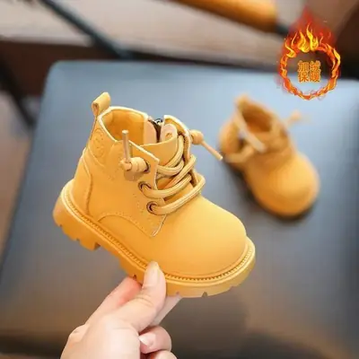 Baby Boots Autumn and Winter Leather Boots 0 to 3 Years Old Soft-Soled Toddler Shoes Female Baby Boots Leather Cotton Boots Boys Baby Shoes