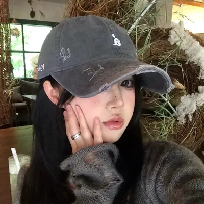 American Retro Letter Embroidery Distressed Baseball Cap for Women 2025