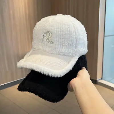 White Embroidered Wool Cap for Women Winter Warm Face-Slimming Hat