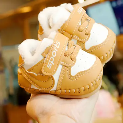Baby Shoes Soft Sole Non-Slip Winter Velvet Thickeneded Toddler Shoes Beginner Baby Shoes 0-1 Years Old Sports Shoes