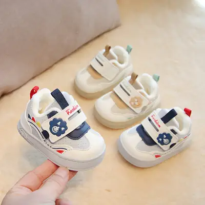 2025 New Winter Casual Baby Boy Toddler Shoes Toddler Soft-Soled Cotton Shoes Girls Plus Fleece Shoes Baby Key Shoes
