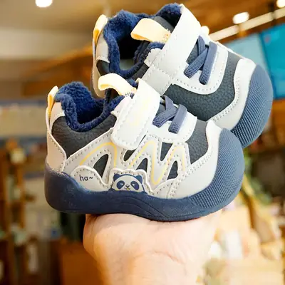 Toddler Shoes Winter Velvet Thickeneded Beginner Baby Shoes 1-2 Years Old Baby Shoes Soft Sole Non-Slip Sports Shoes