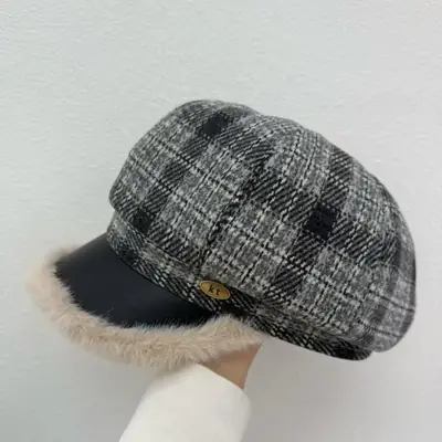 Women Korean Style Plaid Warm Brim Hat