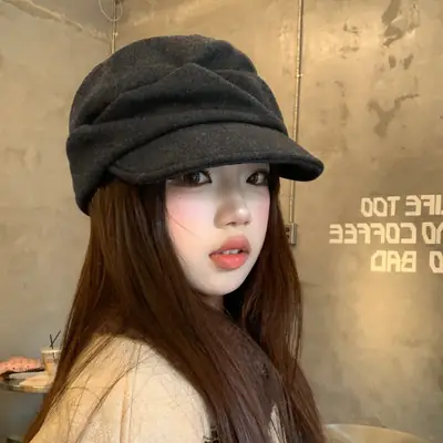 Women Winter Mountain Beret Hat Gray Duck Cap
