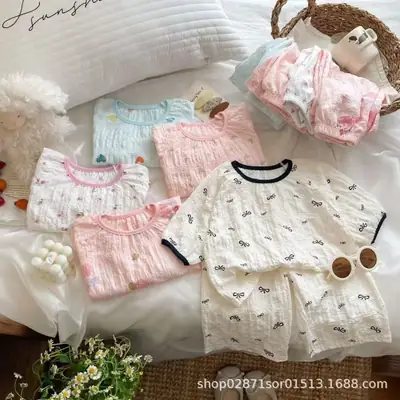 Summer Home Wear Set for Boys and Girls, Elastic Collar, Short-Sleeved Shorts, Pajamas, Breathable Two-Piece Set, Trendy and Breathable