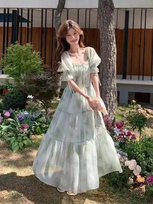 French-Style Romantic Square-Neck Floral Dress, Fairy-Like, Spring and Autumn 2026 New Model, Summer Gentle Temperament, Super Fairy-Like Vacation Long Dress