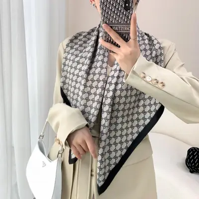 Gao he simple letter Z printed scarf Hui women's closed toe scarf 90cm large square scarf foreign trade gift