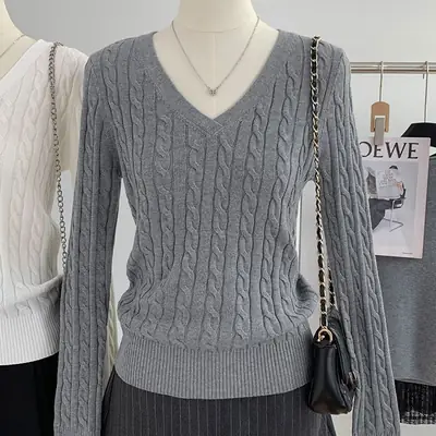 Gray V Neck Knitwear Women's Autumn and Winter New Preppy Style Long-Sleeved Twist High-End Niche Simple Knitwear Top