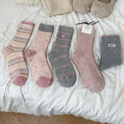 Soft Wool Socks for Women, Autumn and Winter Mid-Calf Cashmere Thick Warm Long Socks, Japanese Sweet Slouch Socks for Winter
